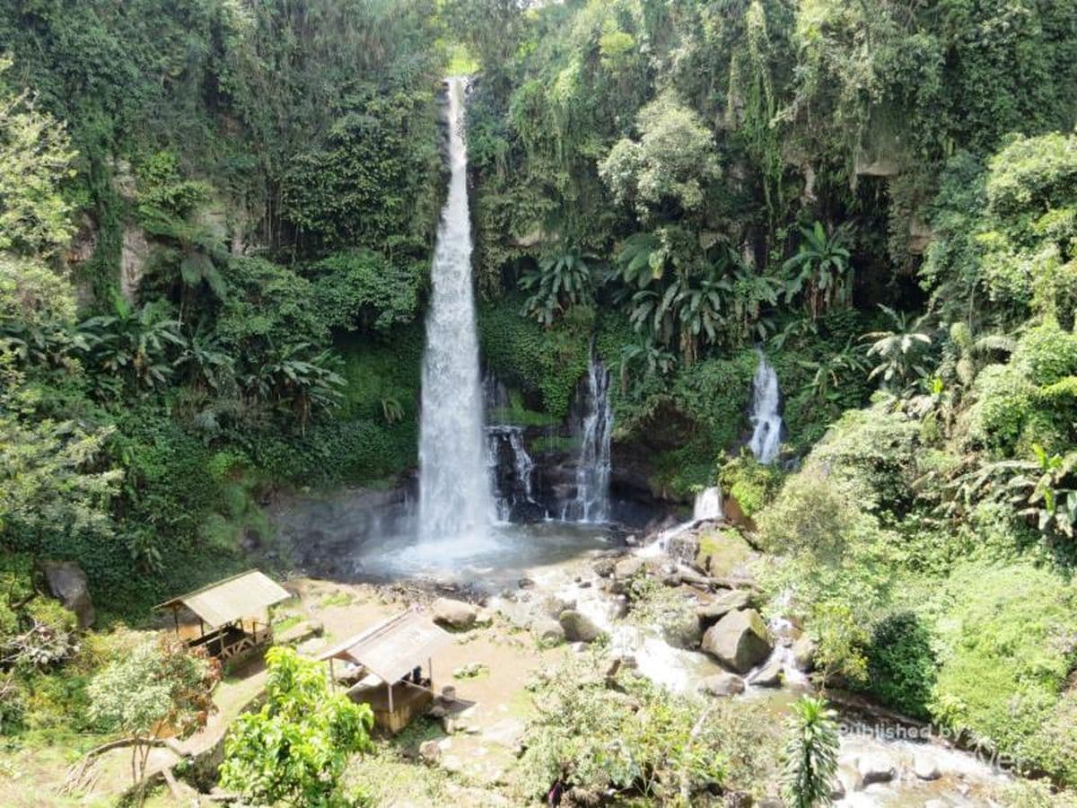 Menyegarkan Diri di Curug Orok, Surga Tersembunyi Garut